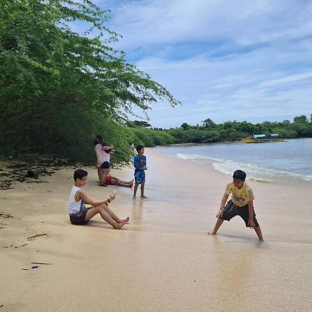 Calatagan'S Bahay Kubo - With Beach Access Luaran gambar
