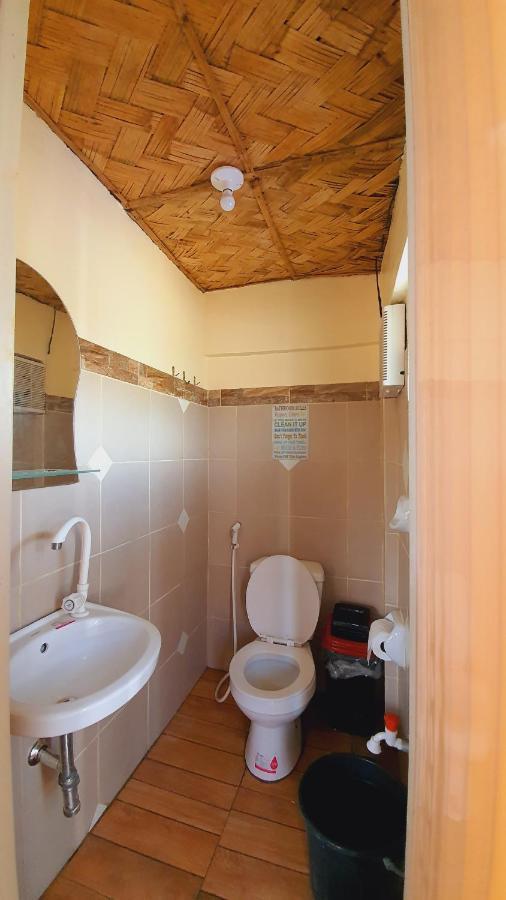 Calatagan'S Bahay Kubo - With Beach Access Luaran gambar