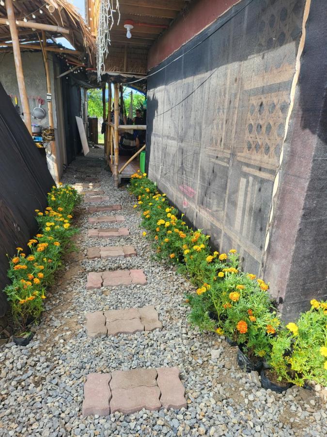 Calatagan'S Bahay Kubo - With Beach Access Luaran gambar