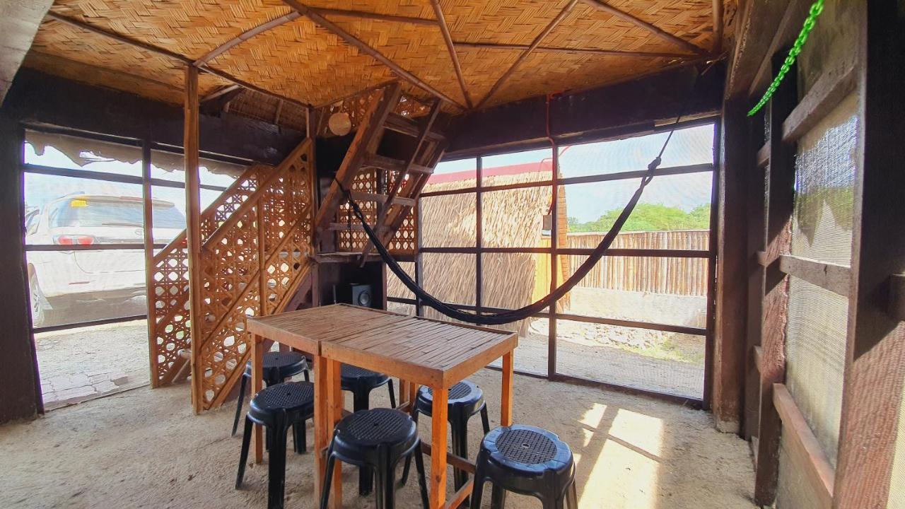 Calatagan'S Bahay Kubo - With Beach Access Luaran gambar