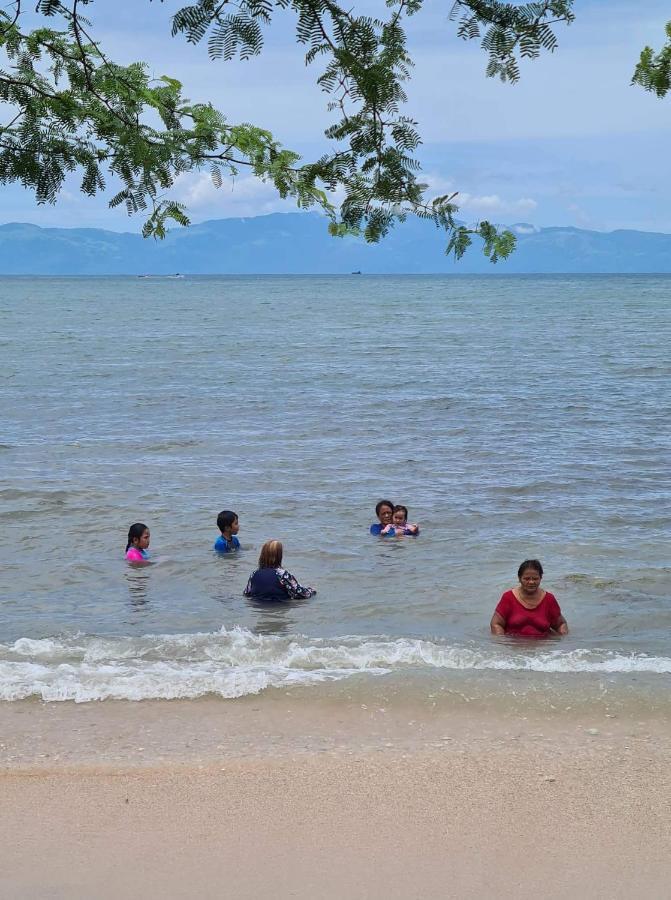 Calatagan'S Bahay Kubo - With Beach Access Luaran gambar